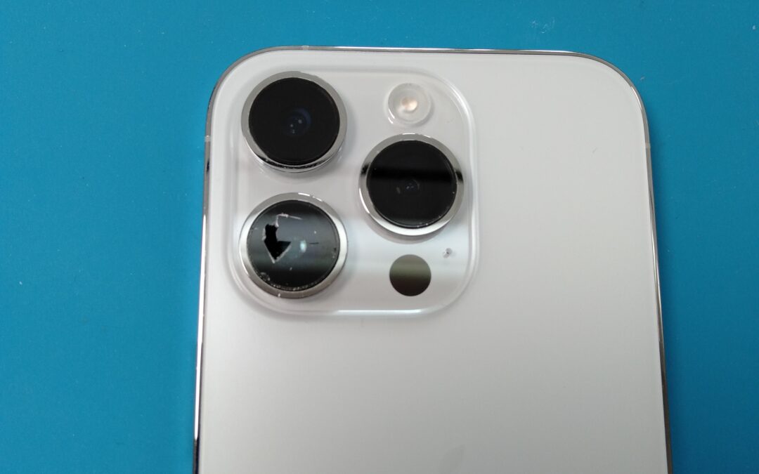 【カメラレンズが割れてしまった！】iPhone14Pro カメラレンズ修理しました！