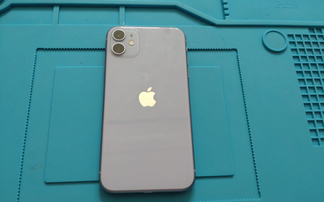 Appleのスマホ iPhone 11 のバッテリー交換しました