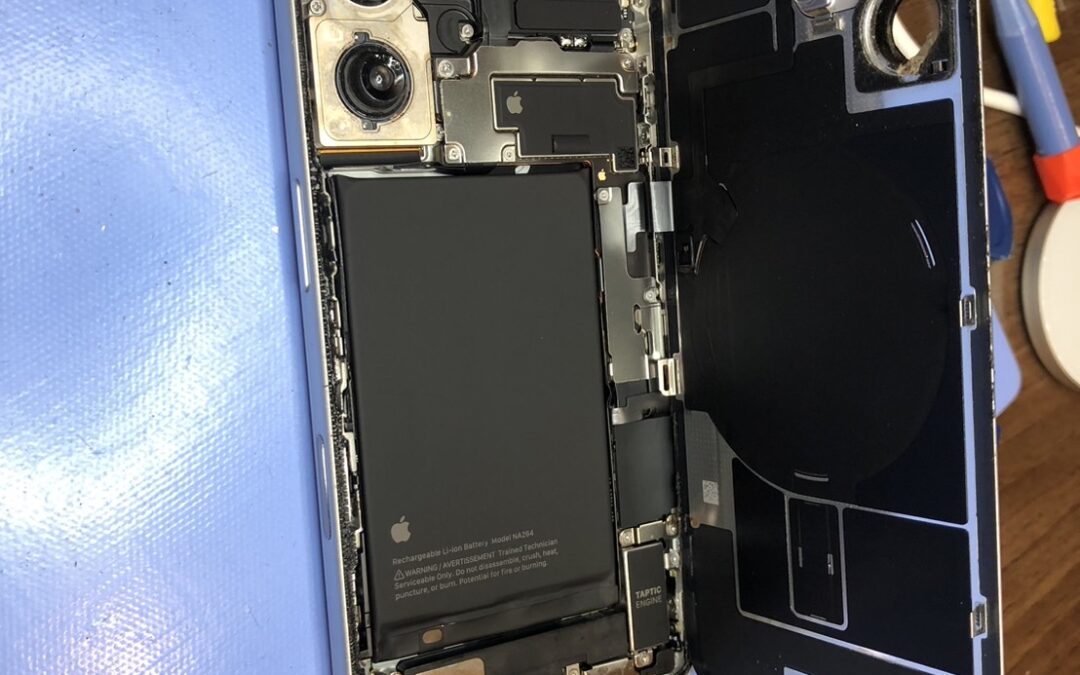 【宮崎市】iPhone16 リアカメラ・ガラス交換｜入学式前に即日修理！